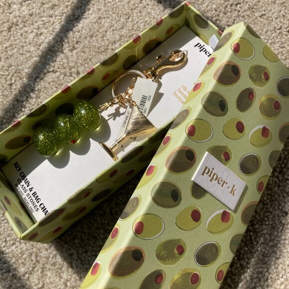 Olive Martini Handbag Key Chain - Picture 3 of 3